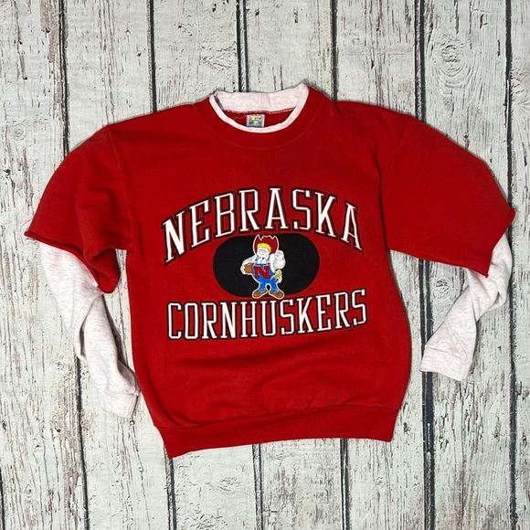 Vintage 1980s Nebraska Cornhuskers Red Sweatshirt Football Basketball 80s - Picture 1 of 7